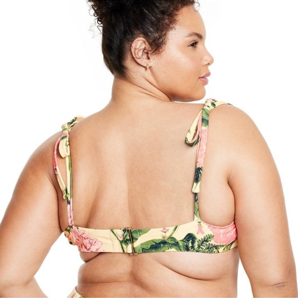 Target x Agua Bendita plus size reversible botanical floral bikini - Picture 2 of 10